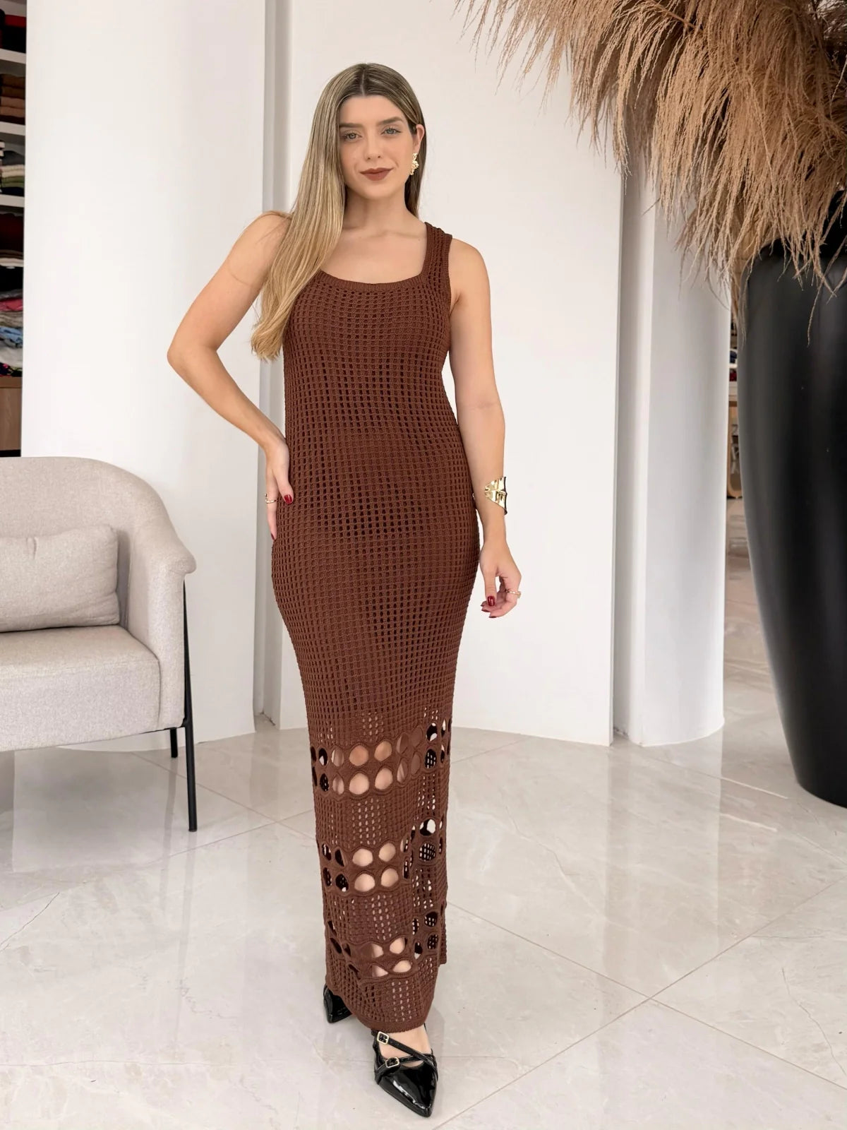 Vestido Tricot Lorrany Longo Barra Furos